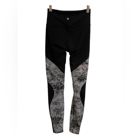 Lululemon Sweat & Repeat Tight 28" Black/ Serigraph Starlight Black Multi Size 4 - Picture 7 of 16